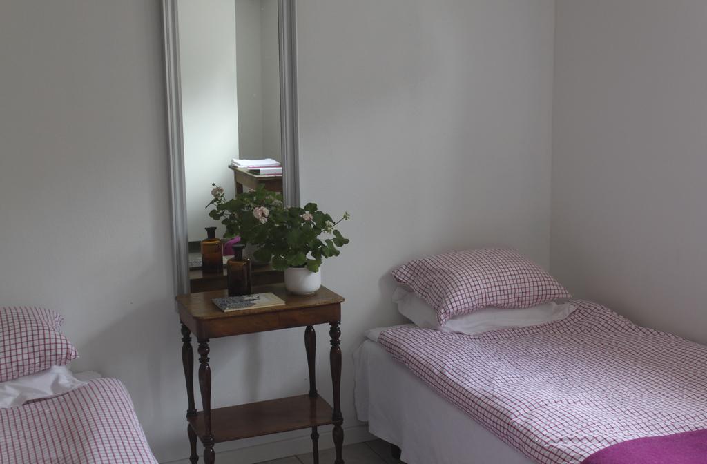 Langesater B&B Lerdala Habitación foto